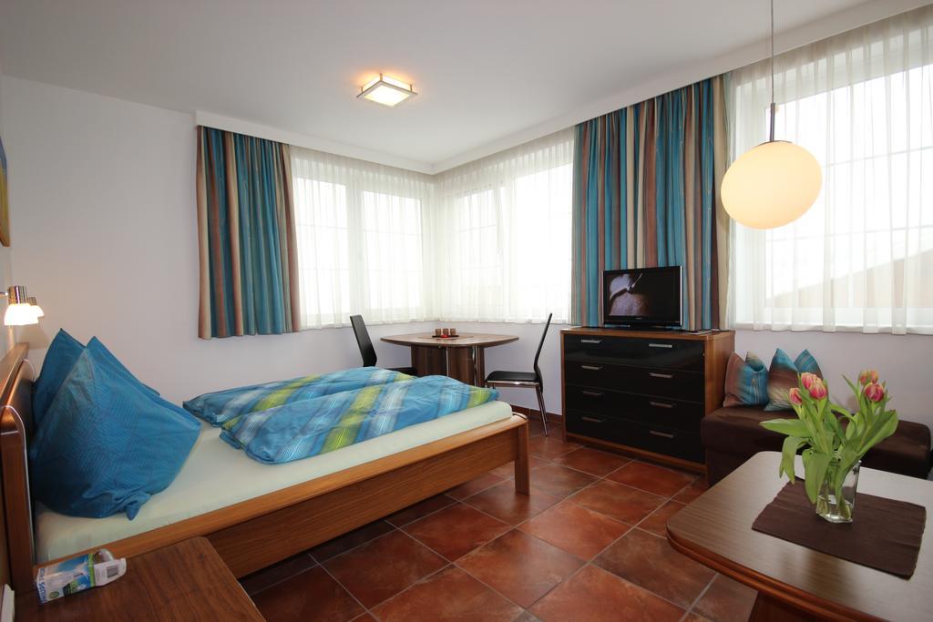 Apartments Schloss-Weissenstein-Strasse Matrei in Osttirol Extérieur photo